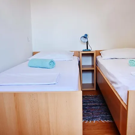 Joza Apartmán Vir