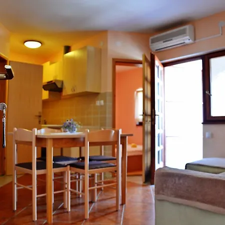Apartments Joza