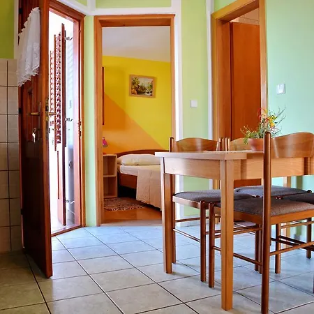 Appartement Joza Vir